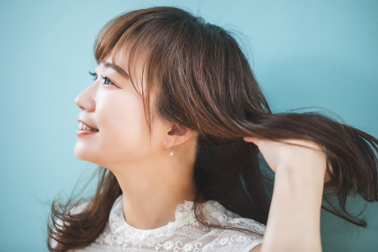 ロングヘアの女性