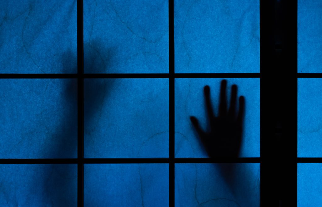 霊を寄せ付けない方法