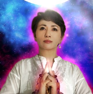 輝兆先生