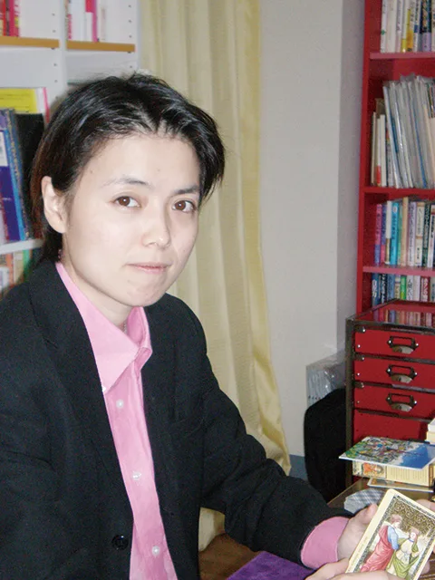占いカウンセリングサロン インスパイア吉祥寺のおすすめ占い師「早矢（はや）先生」