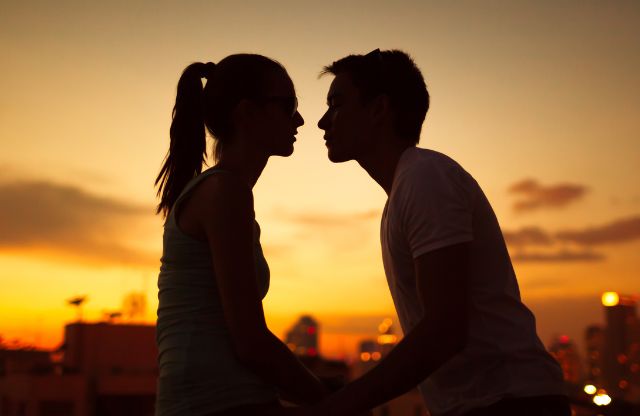 キス