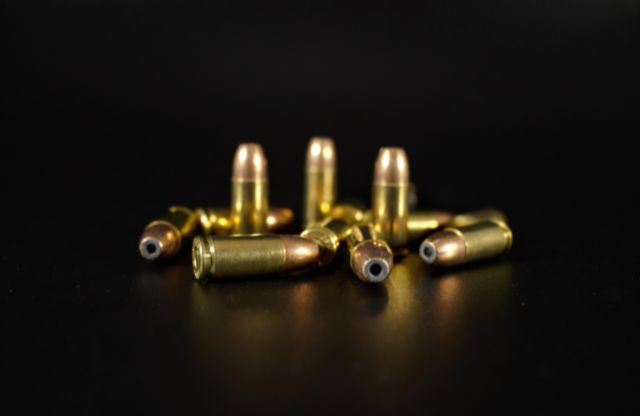銃で撃たれる夢