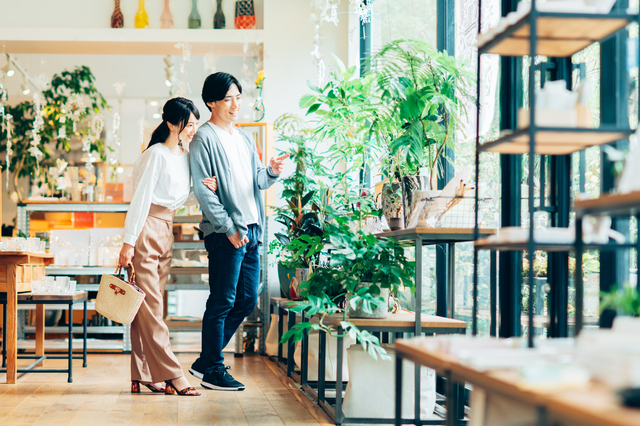 【夢の中の行動別】付き合う夢が示す意味