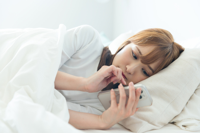 【行動別】好きな人から連絡が来る夢の意味
