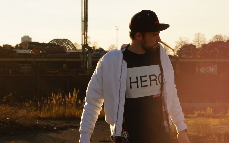 彼氏も??浮気しやすい男性の特徴