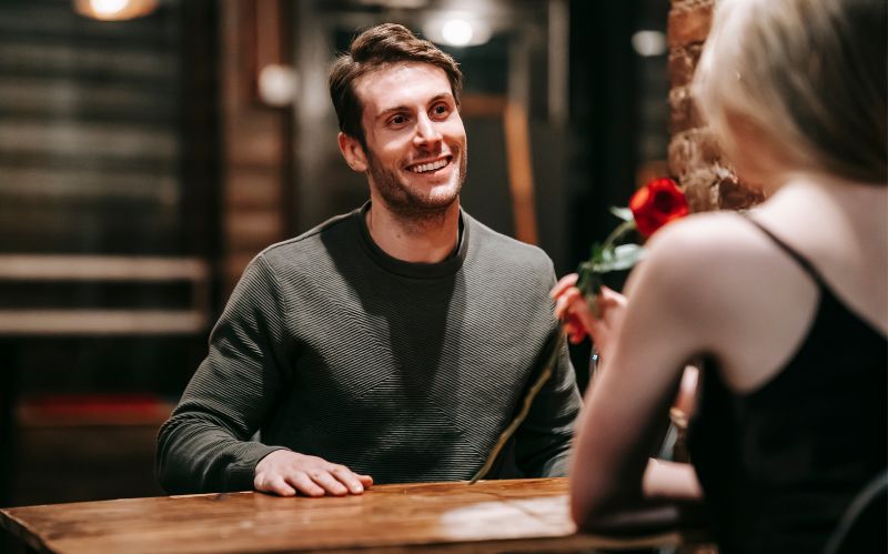 既婚男性と独身女性の恋は許される?