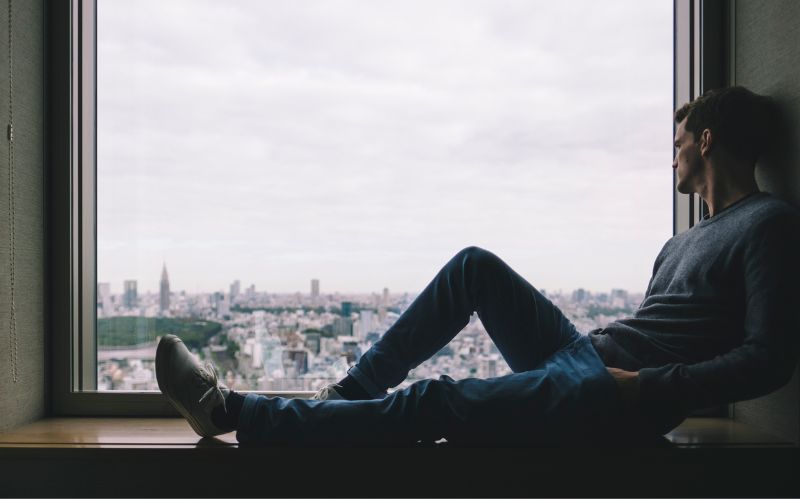 別れた後、連絡しない女性への元彼の心理