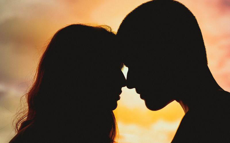 既婚者同士の両思いの「サイン」