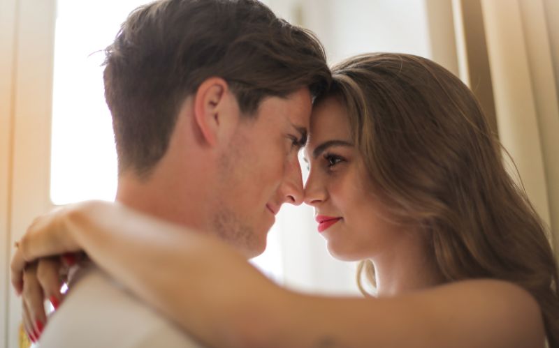 遠距離不倫は上手くいく？求める人の心理とは？