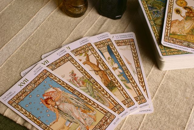 タロットカード・タロット占いとは?